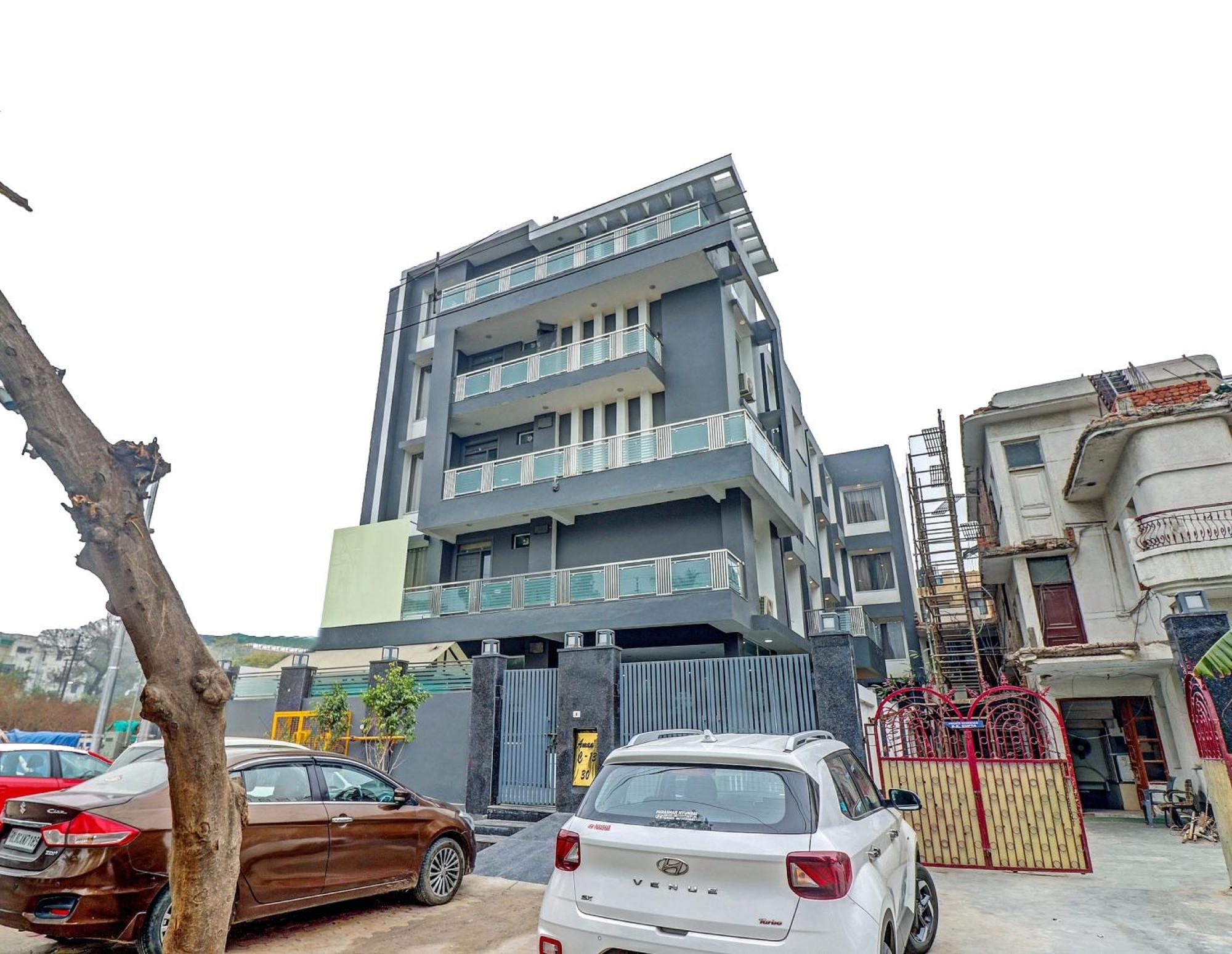 Townhouse Sector 30 Near Botanic Garden Of Indian Republic Hotel Ноида Екстериор снимка